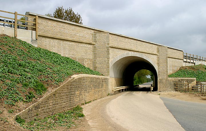 Cassington A40 bridge in 2005