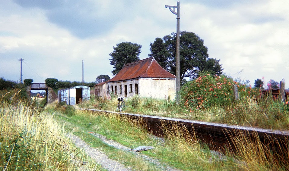Kelmscott & Langford Station 10 August 1972